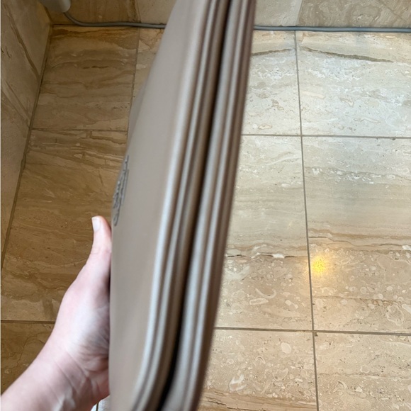 Coach NWT Smooth Leather Penelope Shoulder Bag - Picture 14 of 16